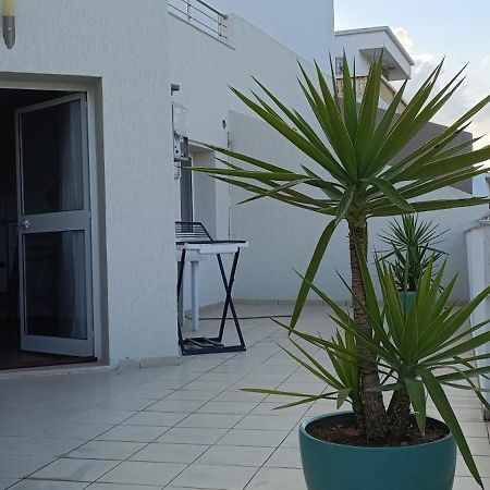 Residence Debbabi Sans Coupure D'Eau Monasztir Kültér fotó