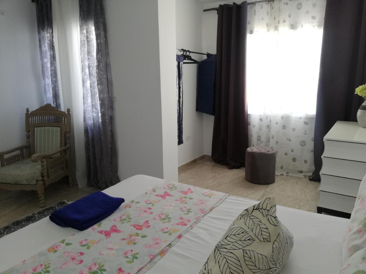 Residence Debbabi Sans Coupure D'Eau Monasztir Kültér fotó