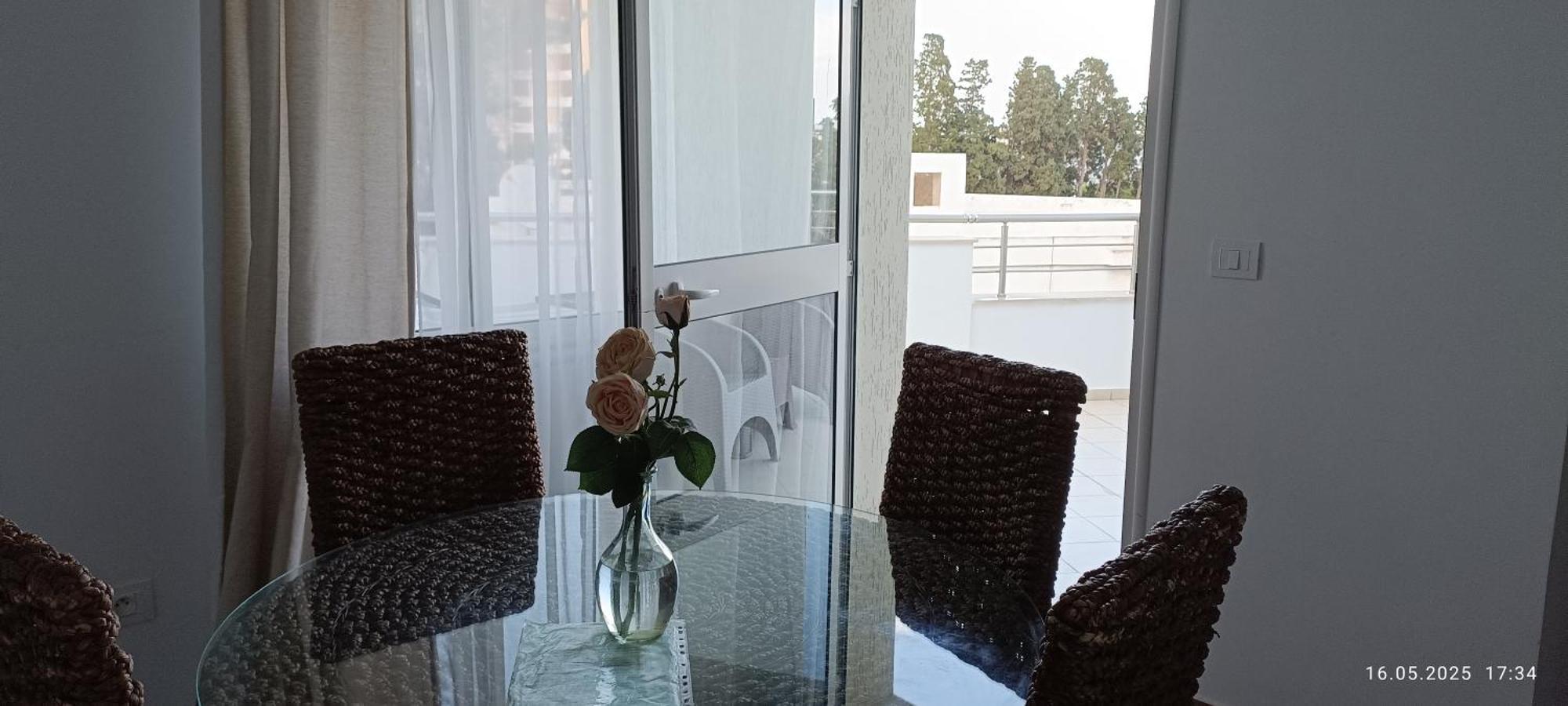 Residence Debbabi Sans Coupure D'Eau Monasztir Kültér fotó